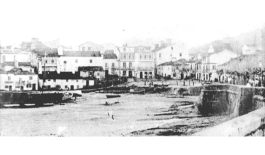 Fotografía antigua borde marítimo de Corcubión 